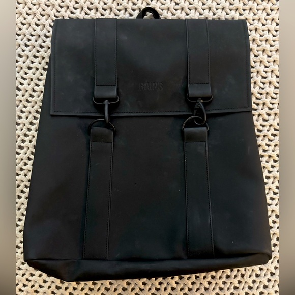 One DaySale! Rains MSN Backpack Messenger Black Waterproof Travel,work, school! - Picture 1 of 9